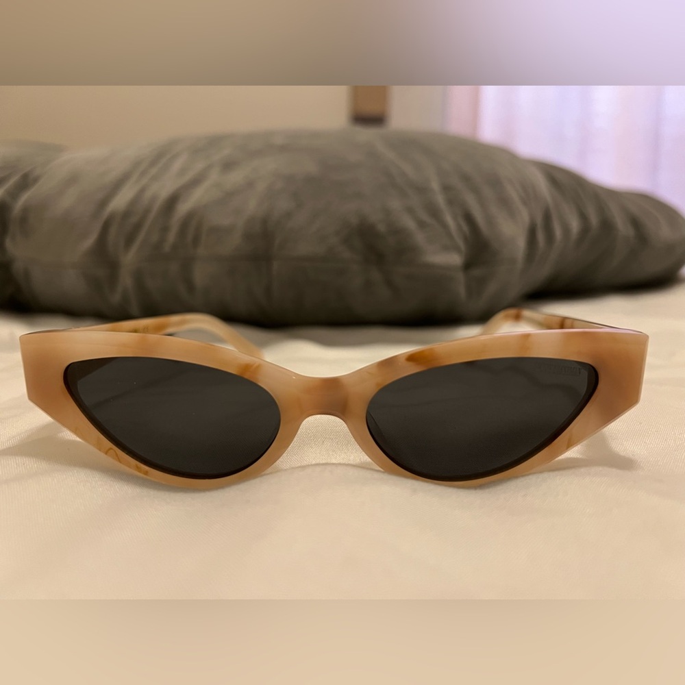 Poppy Lissiman Linda Sunglasses - Cateye Peach/Marble